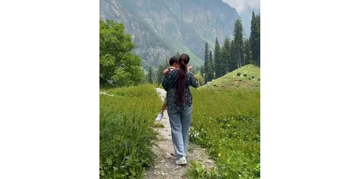 प्राकृतिक सुंदरता और पर्यावरण संकट पर दीया मिर्जा ने जताई फिक्र, लोगों से की पर्यावरण बचाने की अपील